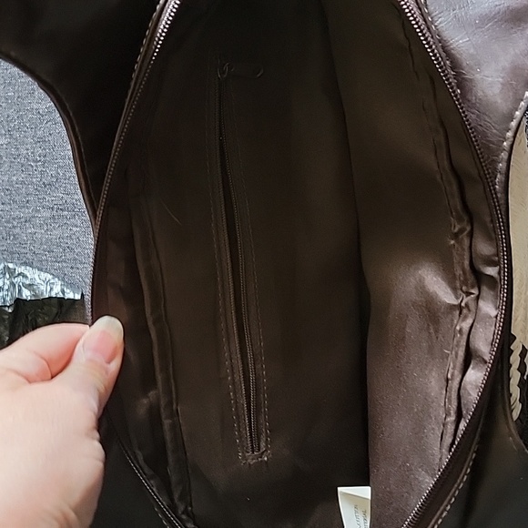 Faux Leather and Woven Straw Purse - Picture 8 of 14